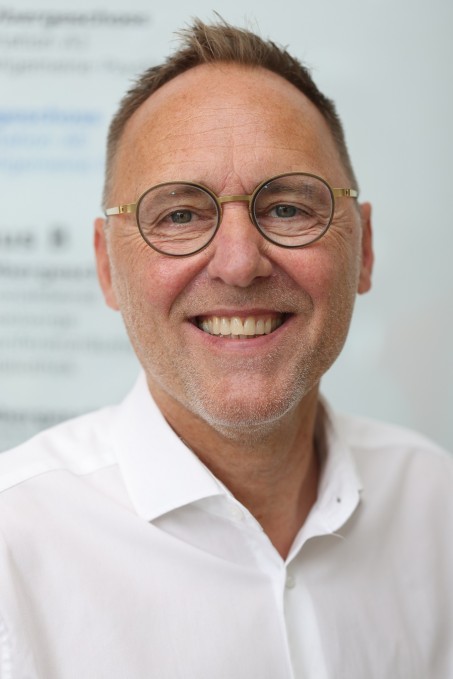 Portraitfoto von Pflegedirektor Jochen Möller